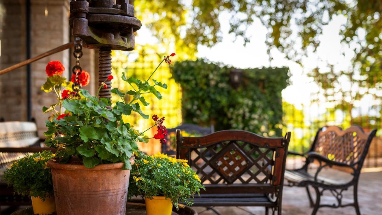 Vila La Maesta Antica Dimora Di Campagna Foligno Exteriér fotografie